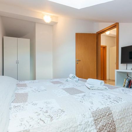 Apartment Mimoza 6, Baska, Krk Exteriör bild