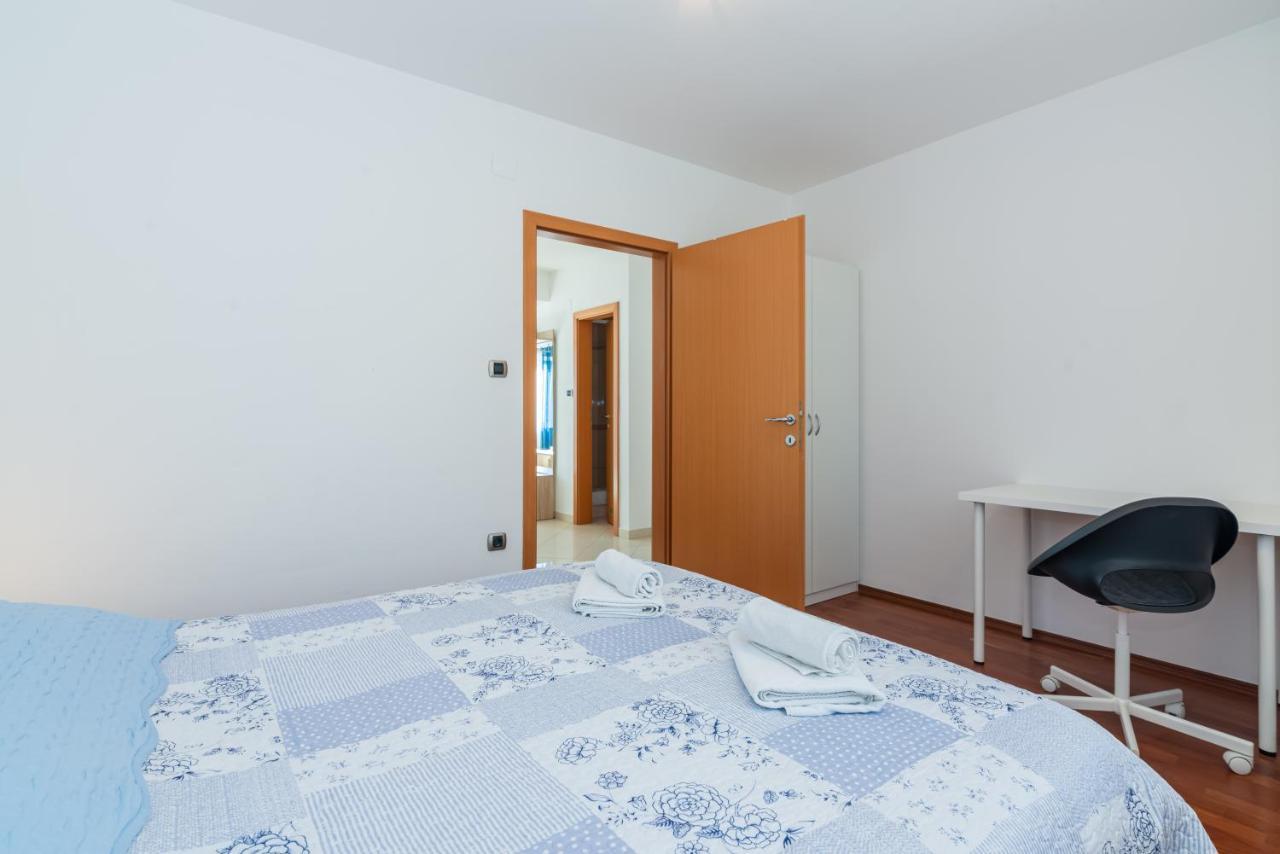Apartment Mimoza 6, Baska, Krk Exteriör bild