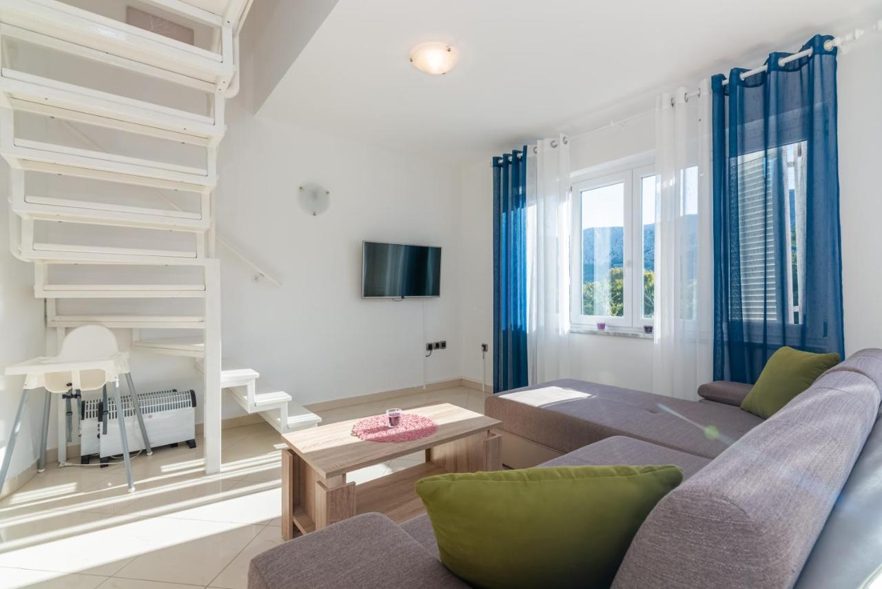 Apartment Mimoza 6, Baska, Krk Exteriör bild