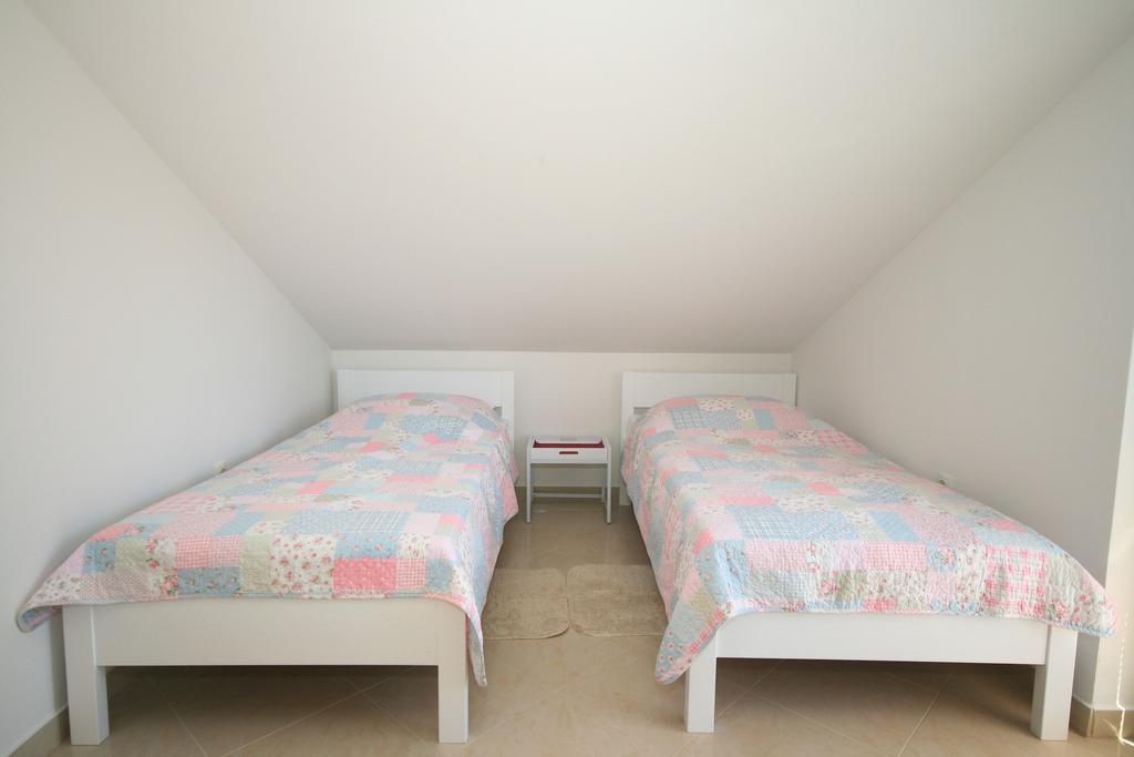 Apartment Mimoza 6, Baska, Krk Exteriör bild